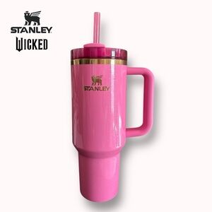 LE Stanley x Wicked 40oz FlowState Quencher Tumbler TARGET EXCLUSIVE